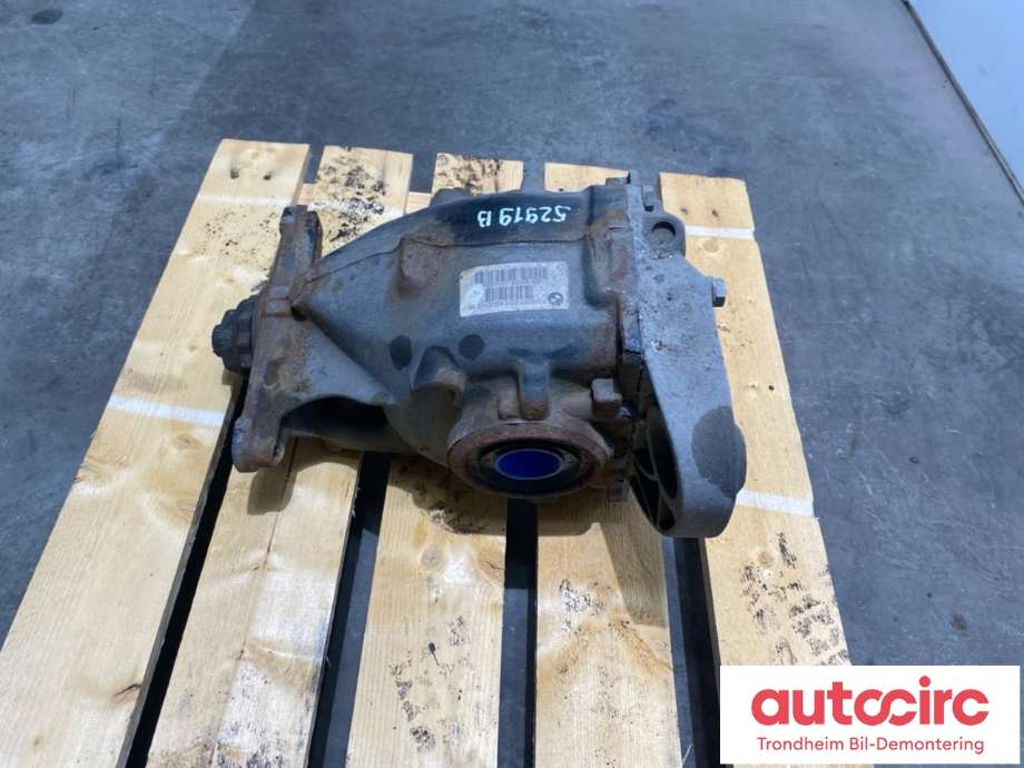 Kardang klokke bak til BMW X3 2010-2017 (F25) (F25) (33107636994|)