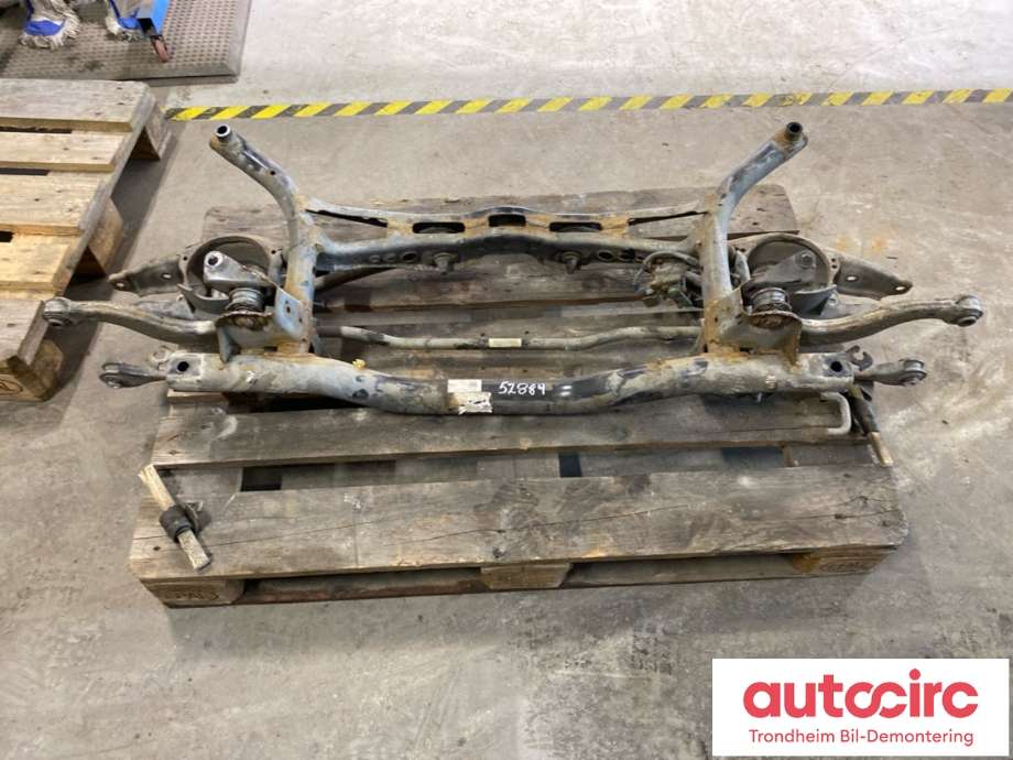 Travers bak til Audi A3 2016-2020 (Type III, Fase 2)  (5Q0505315AB|5WA505315B|)