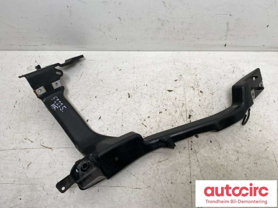 Frontlyktehus til Jaguar I-PACE, 2018-->>  (T4K4683|J9D3-002A56-AA)