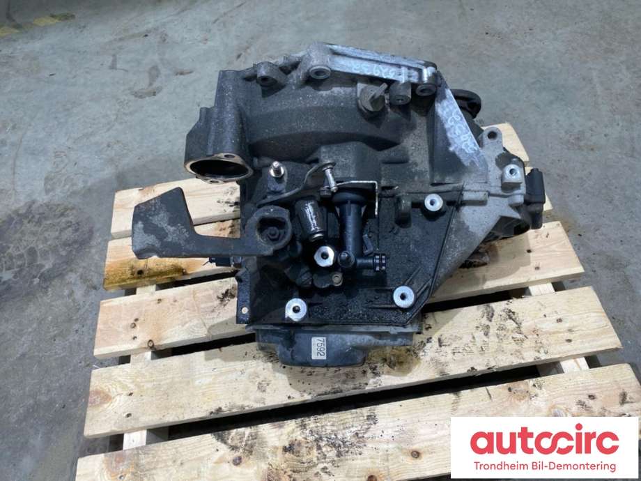 Girkasse manuell til VW Passat 2005-2010 (B6) (B6) (...|0AH300040D|0AH300040DX|)