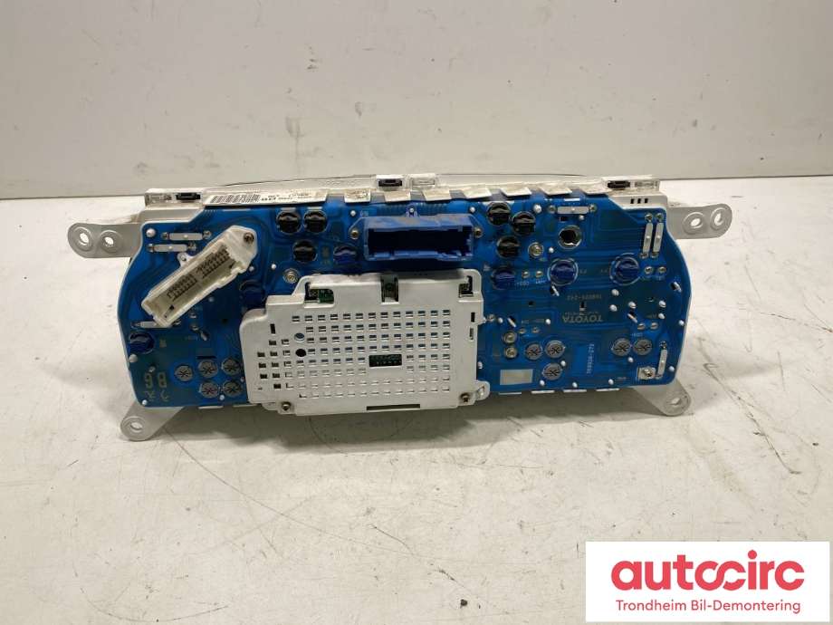Instrumentpanel til Toyota Land Cruiser 90 1996-2002  (TOYOTA|69501-130|838006C030|)