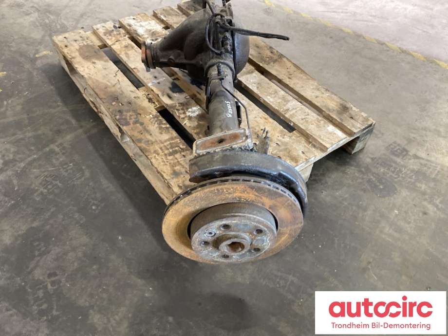 Bakaksel til VW Amarok 2016-2022 (Type I, Fase 2)  (2H6500041P|)