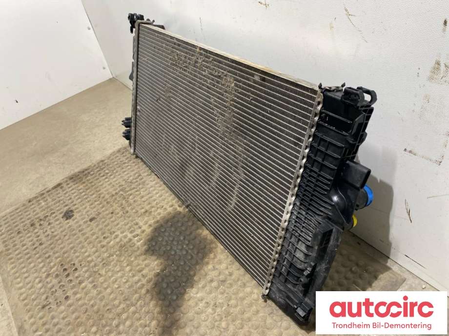 Radiator (automat gir) til Mercedes Vito/Viano 2010-2014 (Fase 2) (W639) (W639) (BEHA|A6395011201|A6395010701|A 639 501 07 01| A 639 501 12 01)