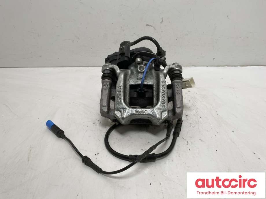 Bremsecaliper høyre bak, elektrisk til BMW iX2 2024-->> (34208837110|34 20 8 837 110|8837110)