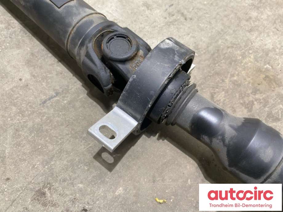 Mellomaksel bakre til BMW X3 2010-2017 (F25) (F25) (26107589801|)