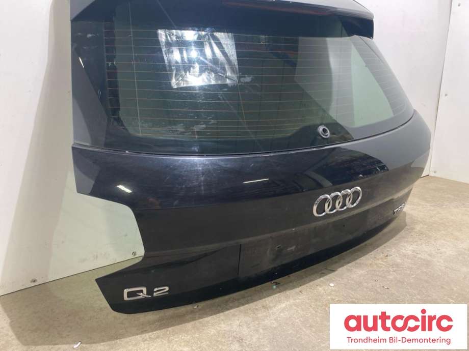 Bakluke combi til Audi Q2 2016-->> (..|81A 827 025 E|)