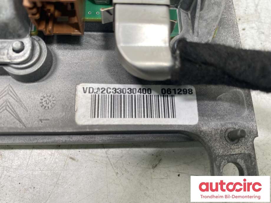 Bilstereo navigasjon skjerm til Peugeot 508 2011-2014 (Type I, Fase 1)  (CONTINENTAL|9801286980|9804563180|)
