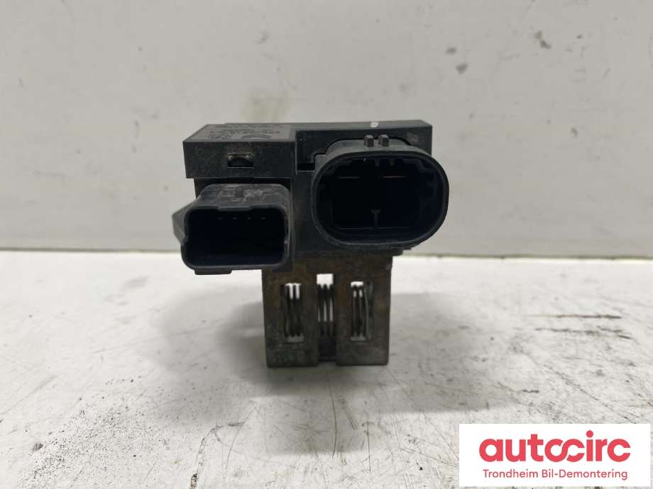 Rele kjølevifte til Peugeot 508 2011-2014 (Type I, Fase 1)  (OMRON|1267J6|9827870080|9662872380)
