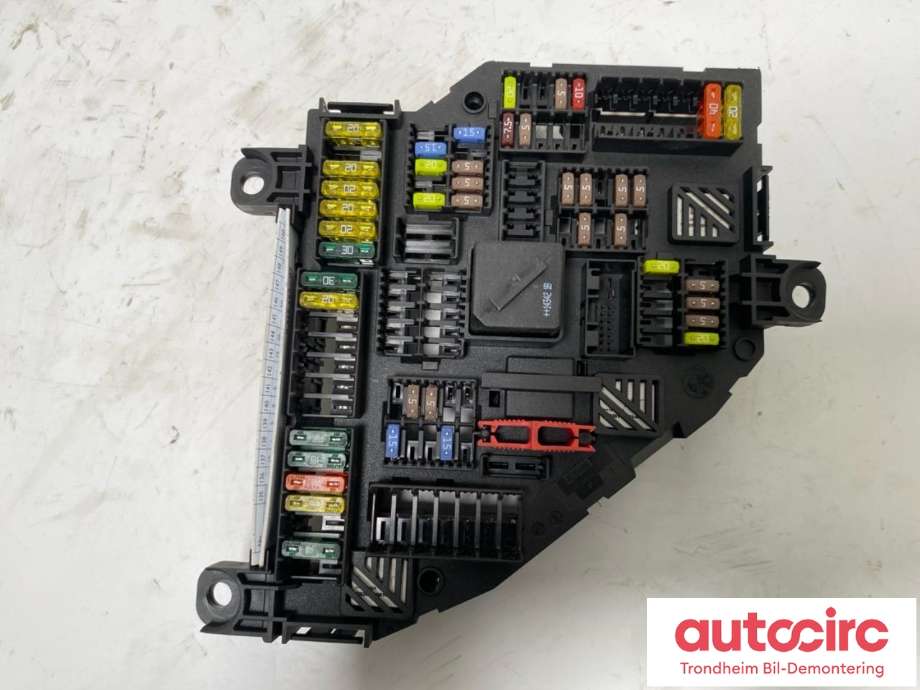 Sikringsboks til BMW X4, 2014-2018 (F26) (F26) (...|9315151)
