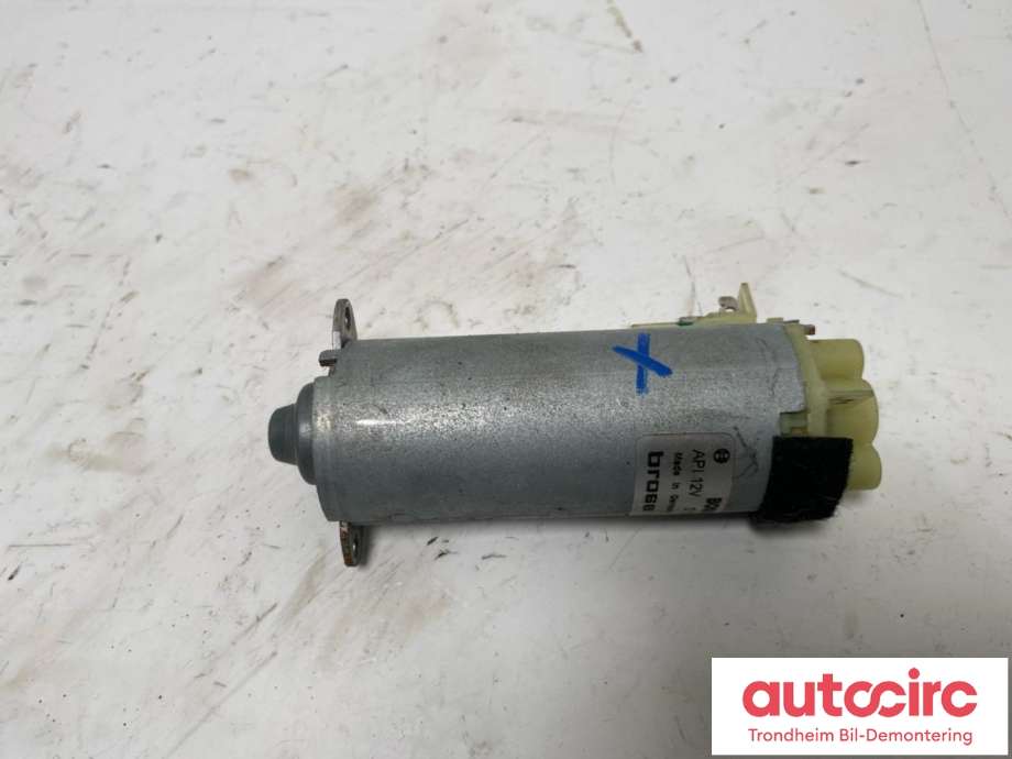 Innredning diverse til Mercedes S-Klasse 2005-2013 (W221) (W221) (BOSCH/BROSE|0130002532|198397-104|)