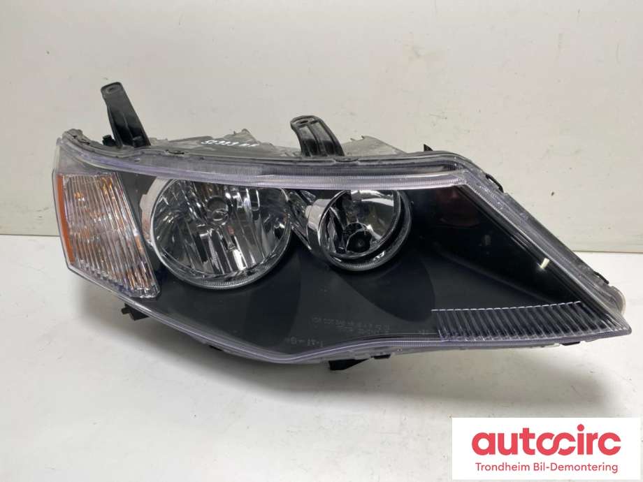 Frontlykt høyre halogen til Mitsubishi Outlander 2007-2010 (Type II, Fase 1) (...|8301A160|)