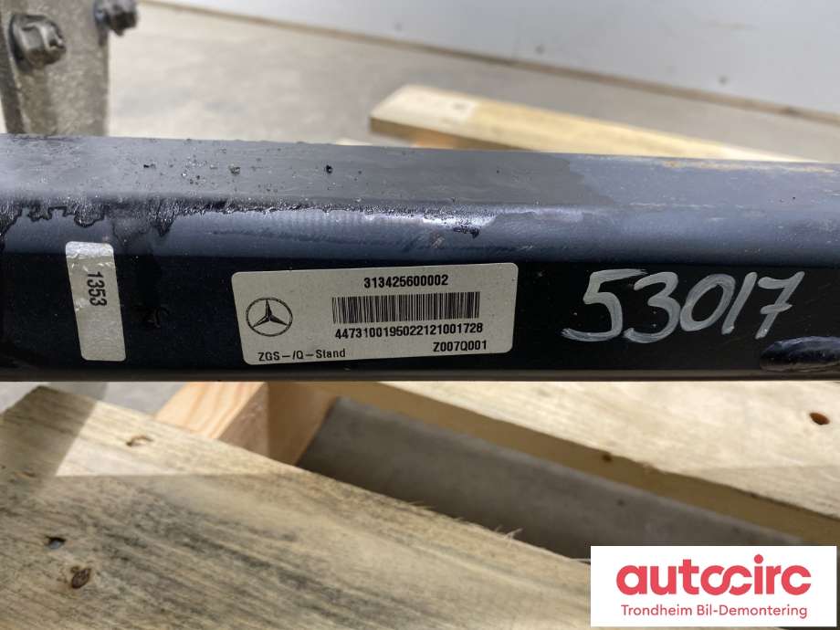 Hengerfeste til Mercedes Vito 2014-->> (W447) (W447) (A4473100195|A4473150103|)