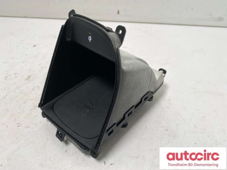 Dashbord trådløs mobillader til Hyundai Ioniq Electric, 2016-2019 (Fase 1) (..|95560G7000)