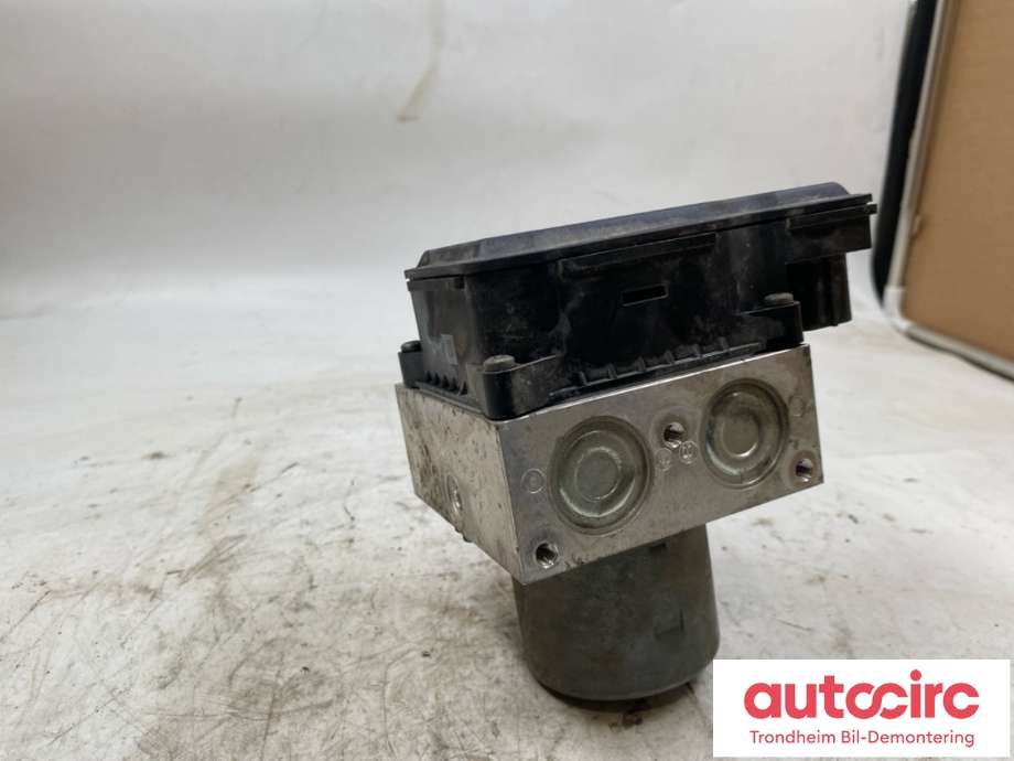 ABS sentral til VW Passat 2011-2015 (B7) (B7) (TRW|3AA614109BM|3AA614109AC|)