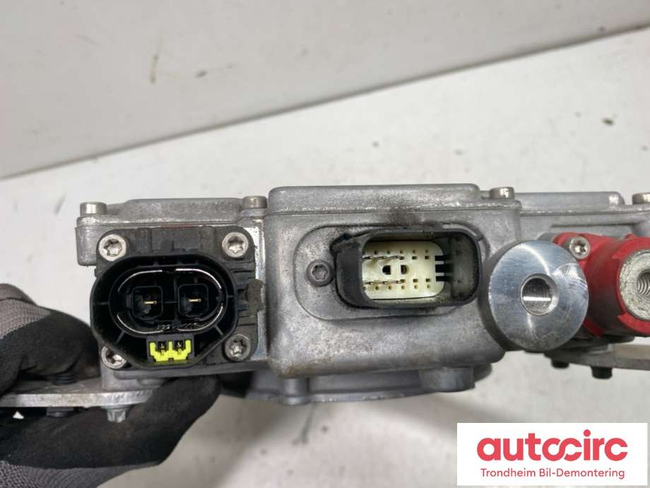 DCDC converter elbil til Mercedes B-Klasse, electric drive 2014-2018 (W242) (W242) (A2423424700|1028665-02-B|)