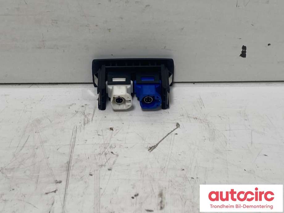 Dashbord diverse til Mercedes Vito 2014-->> (W447) (W447) (...|A4478200902|)