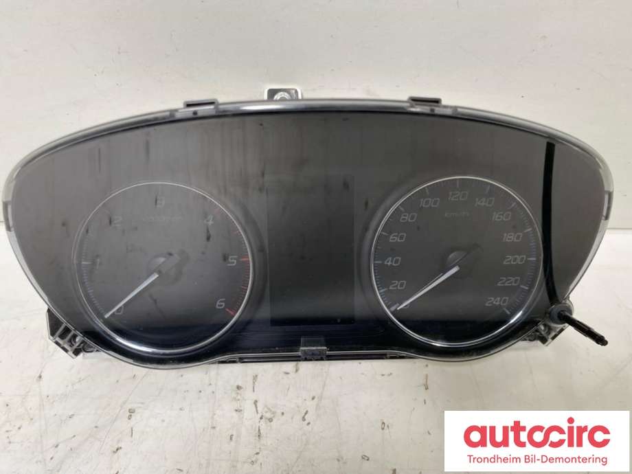Instrumentpanel til Mitsubishi Outlander, 2012-2015 (Type III, Fase 1)  (..|8100B897)