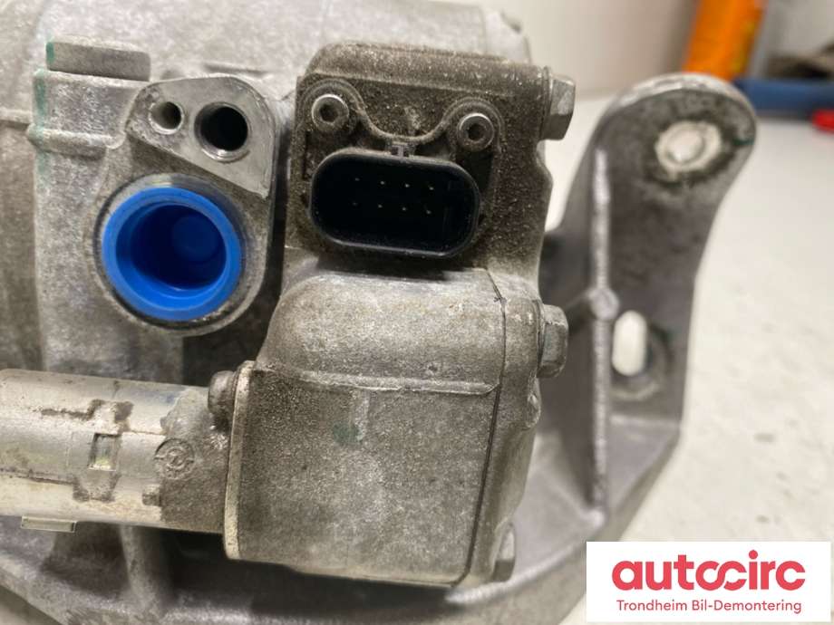 Aircondition kompressor elbil til Mercedes B-Klasse, electric drive 2014-2018 (W242) (W242) (SANDEN|A0032305111|1015549-00-A|)