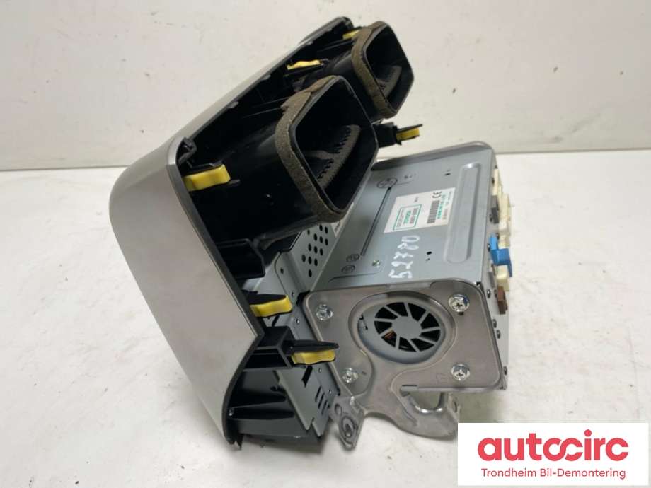 Bilstereo navigasjon skjerm til Toyota Land Cruiser 150 2010-2013 (Fase 1)  (..|8680560082|8643160082|8643160087| 4123004680)