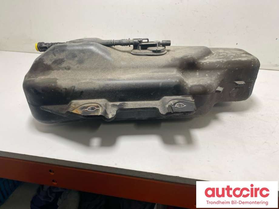 AdBlue tank til Mercedes Vito 2014-->> (W447) (W447) (...|A4474700115|A 447 470 01 15|)