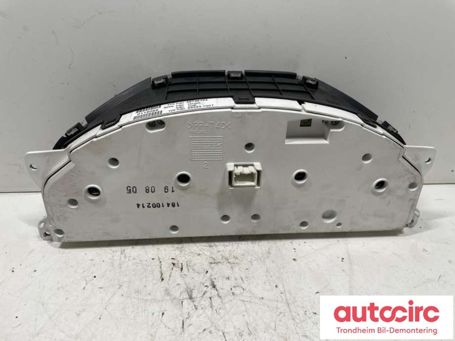 Instrumentpanel til Volvo V70 2005-2007 (Type II, Fase 2)  (36050543|69594-700T|8602885|30746102|)