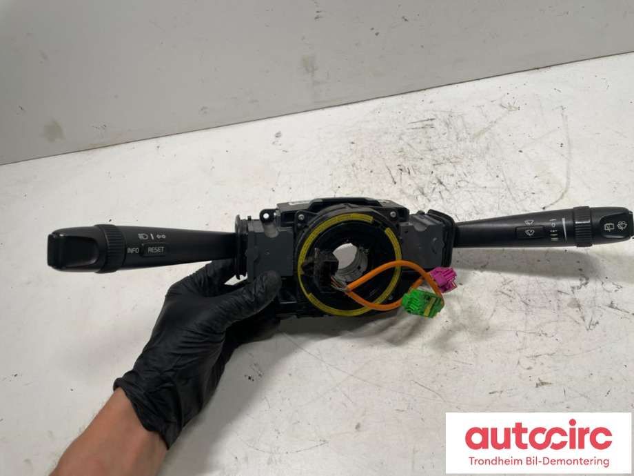 Bryter combi til Volvo V70 2005-2007 (Type II, Fase 2) (31268566|31268570|)