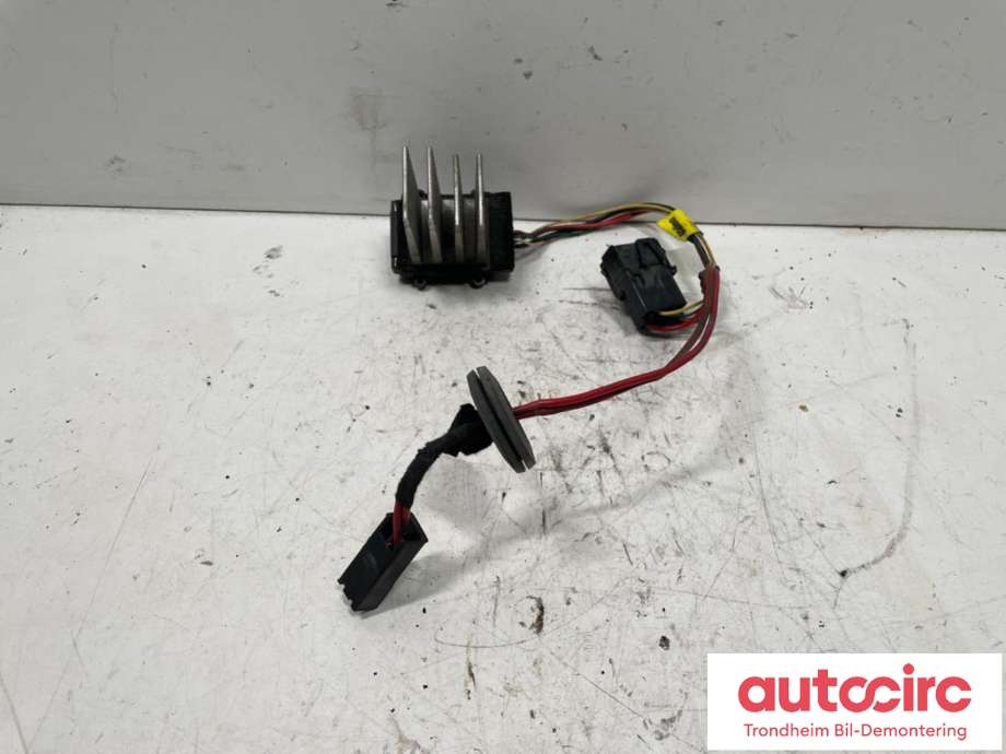 Varmeapparat motstand til Saab 9-5, 2006-2010 (Type I, Fase 3)  (VALEO|984129B)