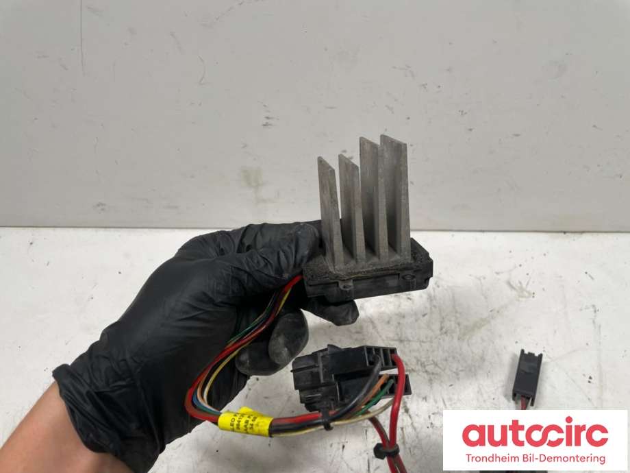 Varmeapparat motstand til Saab 9-5 2006-2010 (Type I, Fase 3)  (VALEO|984129B|5468152|)