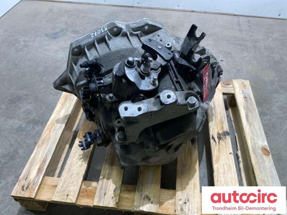 Girkasse manuell 6-trinn til Opel Zafira Tourer 2012-2018  (55582881|55599691|55582313)
