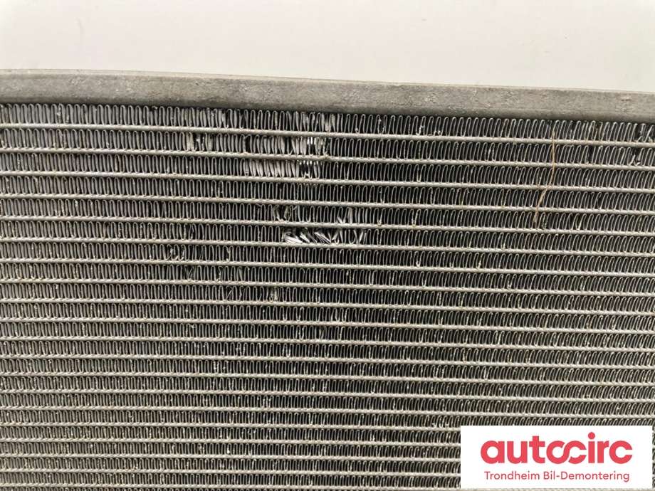 Radiator (manuell gir) til Mercedes Vito 2014-->> (W447) (W447) (...|A 447 501 00 01|)