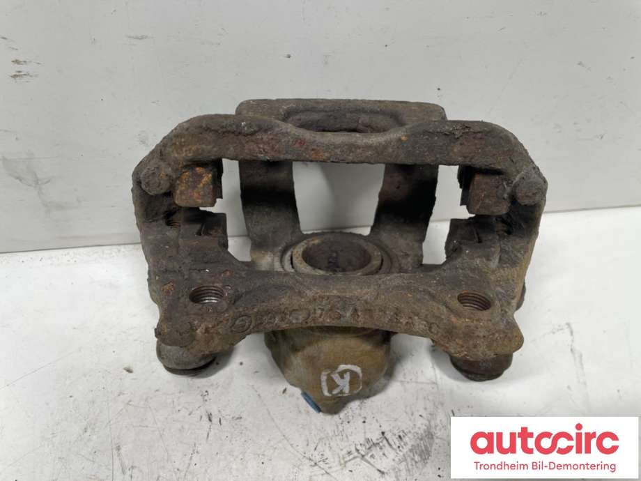 Bremsecaliper venstre bak til Mercedes Vito 2014-->> (W447) (W447) (...|A 447 420 80 00|A 447 420 06 83|)
