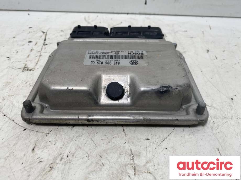 Styreenhet motor til Škoda Fabia 2007-2010 (Type II, Fase 1) (BOSCH|045906019CE|0281013179|)