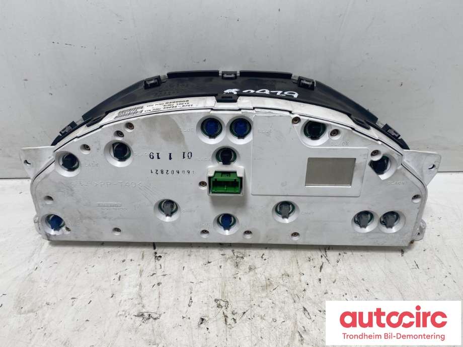 Instrumentpanel til Volvo V70 2000-2004 (Type II, Fase 1)  (..|8251281|9499668|)