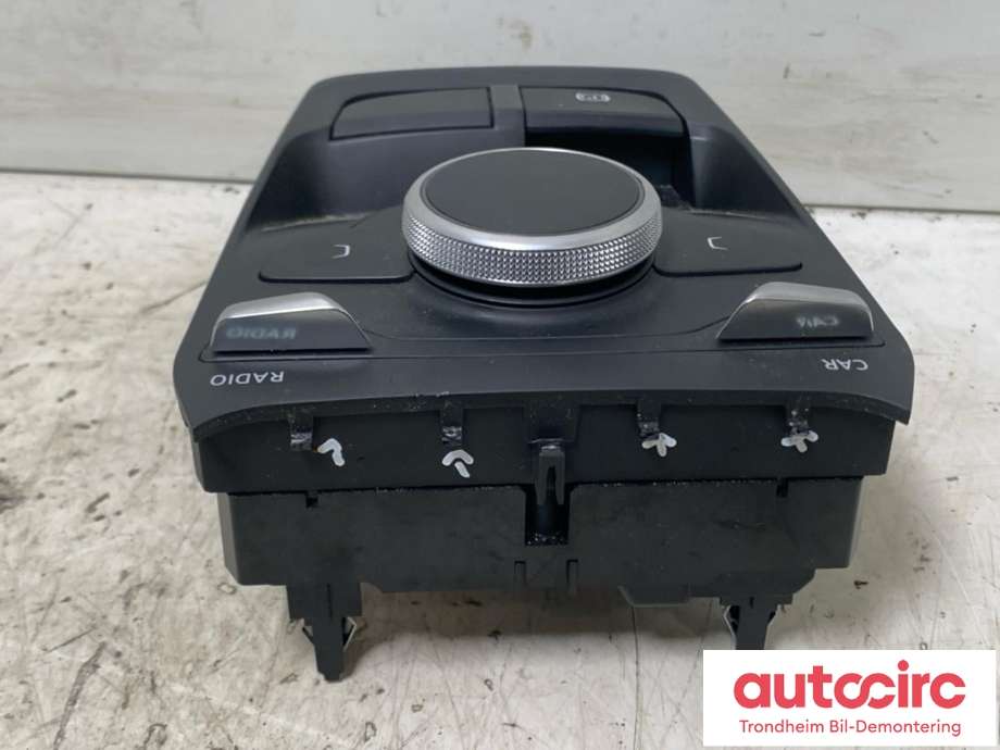 Bilstereo betjeningspanel til Audi Q2 2016-->>  (..|81B919614|)