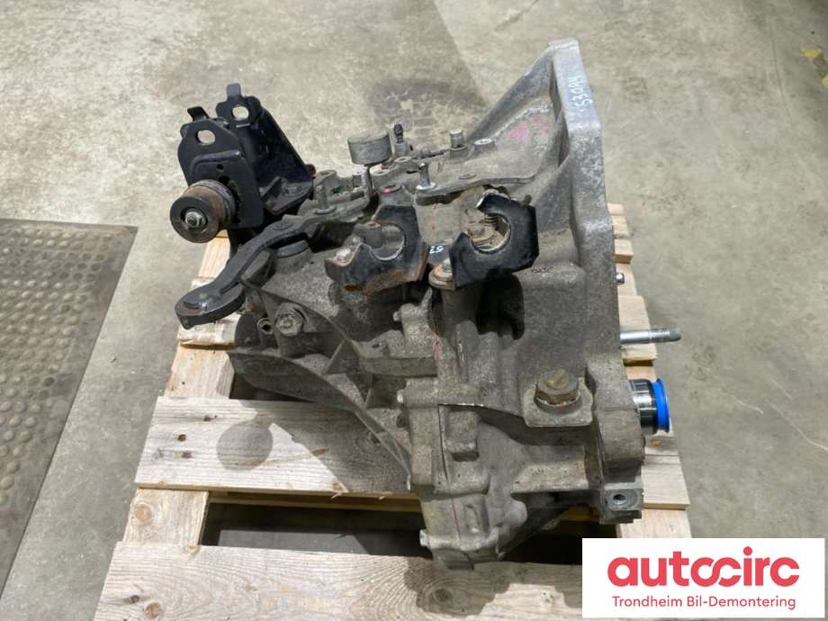 Girkasse 4WD hovedkasse til Toyota Urban Cruiser 2009-2014 (3030052611|)