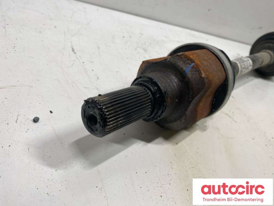 Drivaksel venstre foran, diesel/automat til Toyota Proace City 2020-->>  (SU001B1906|)