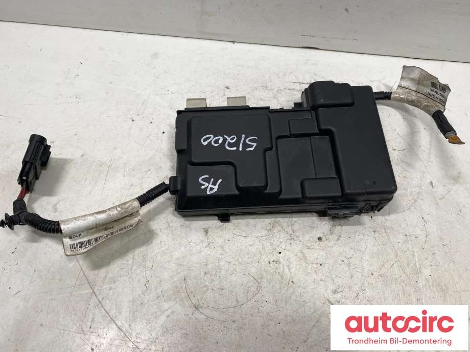 Sikringsboks motorrom til Volvo V70 2007-2013 (Type III, Fase 1)  (DELPHI|31337185|31337182 LHD|)