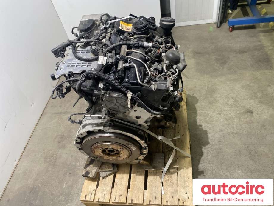 Motor bensin til BMW X5 2013-2018 (F15) (F15) (11002470295|)