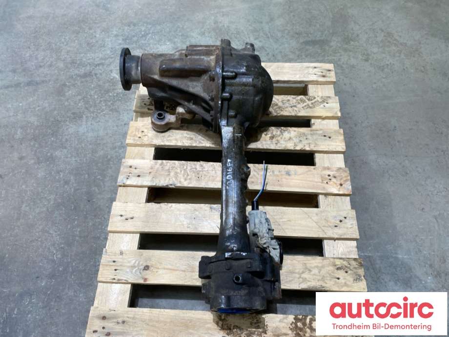 Kardang klokke foran til Isuzu D-Max 2012-2017 (Type II, Fase 1)  (8-98084-280-8|8980842808|)