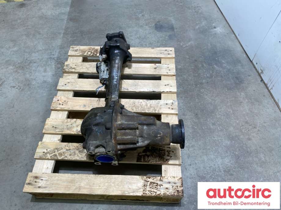 Kardang klokke foran til Isuzu D-Max 2012-2017 (Type II, Fase 1)  (8-98084-280-8|8980842808|)