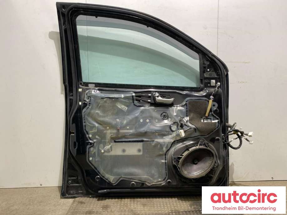 Dør venstre foran til Isuzu D-Max 2012-2017 (Type II, Fase 1)  (8-98268-838-1|8982688381|)