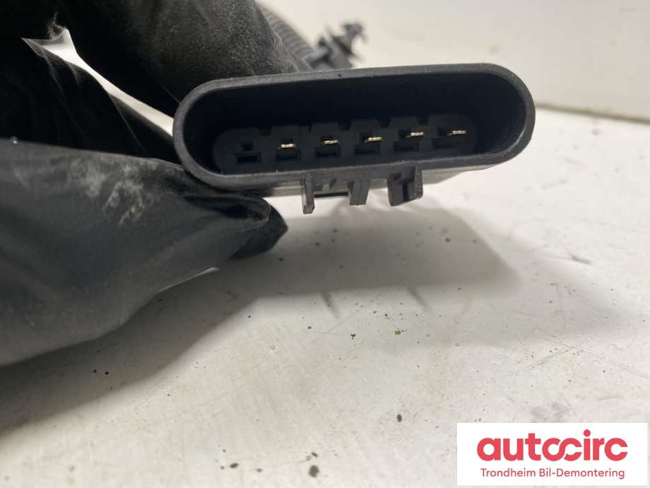 Sikringsboks motorrom til Volvo V70 2007-2013 (Type III, Fase 1)  (31337185|31337182 LHD|)