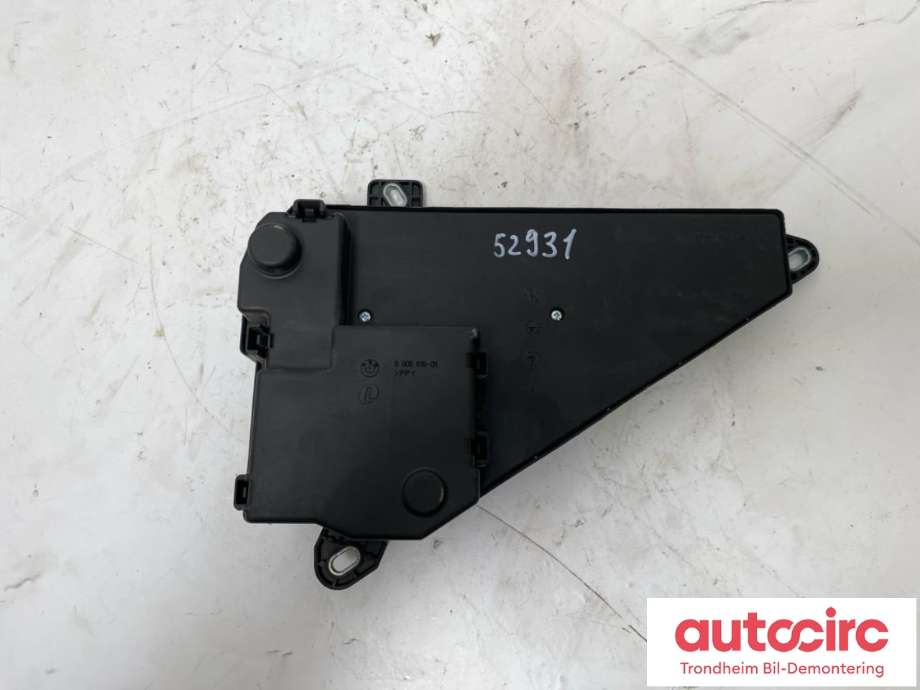 Sikringsboks bagasjerom til BMW 5-Serie 2003-2010 (E60/E61) (E60/E61) (..|6906618|61149138830|)