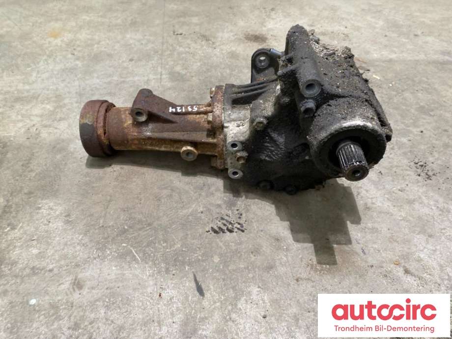 Kardang klokke foran til Suzuki Swift 2005-2010  (2741183E82|)
