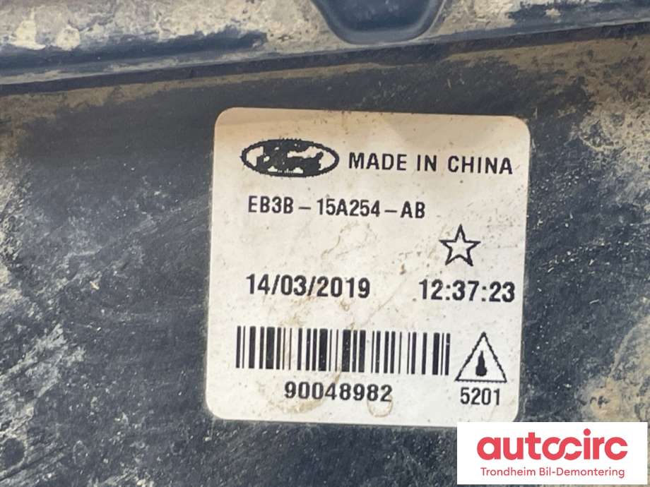 Tåkelykt høyre foran til Ford Ranger / Ranger Raptor 2015-2022 (EB3B-15A254-AB|1890721|)
