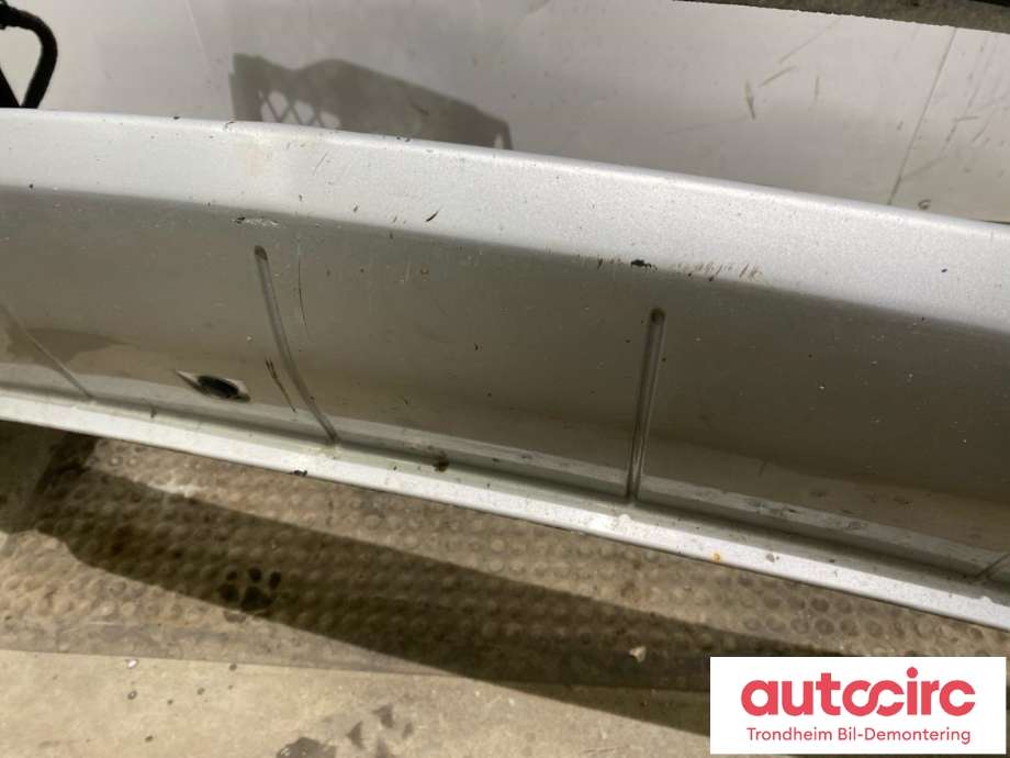 Støtfanger foran til Mitsubishi Outlander 2003-2006 (Type I) (..|MN186471XA|)