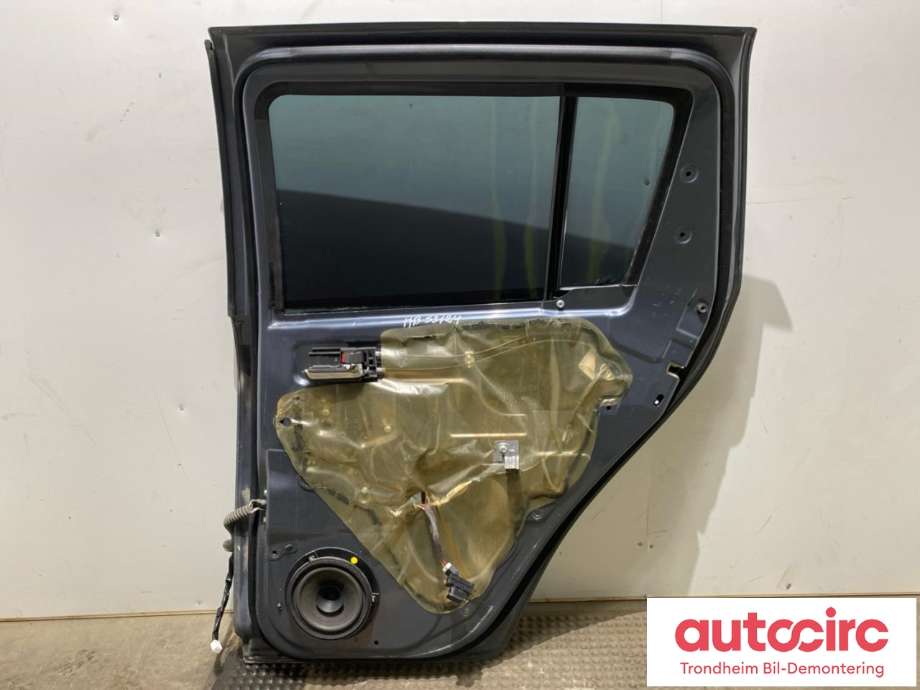 Dør høyre bak til Suzuki Swift 2005-2010 (68003-63J00|)