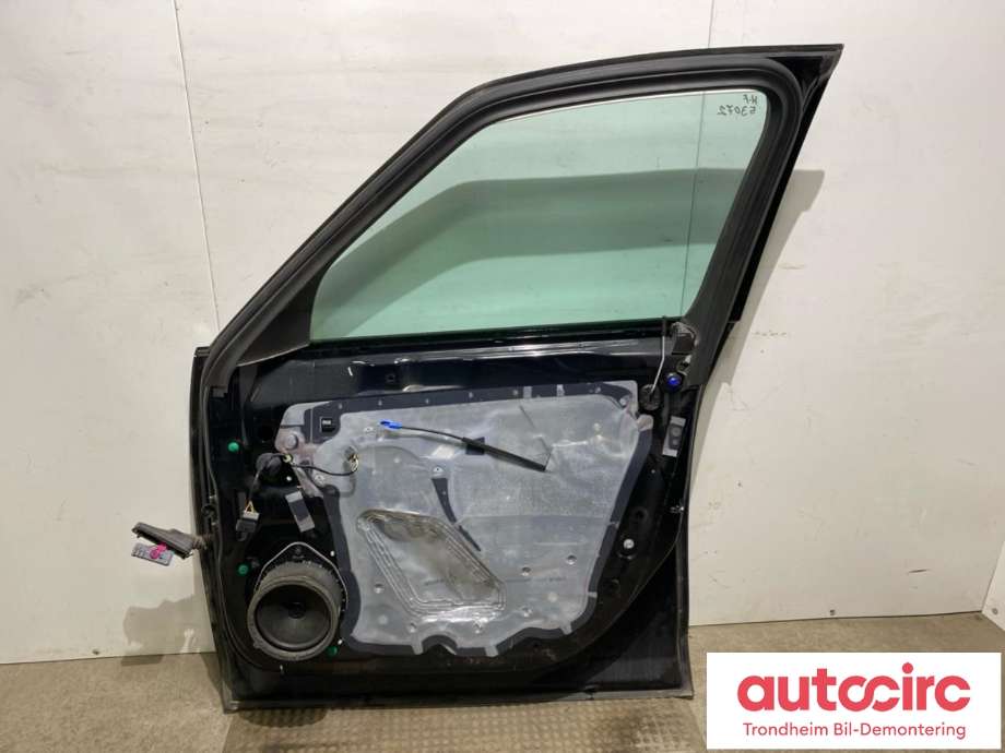 Dør høyre foran til Opel Zafira Tourer 2012-2018  (13355179|)