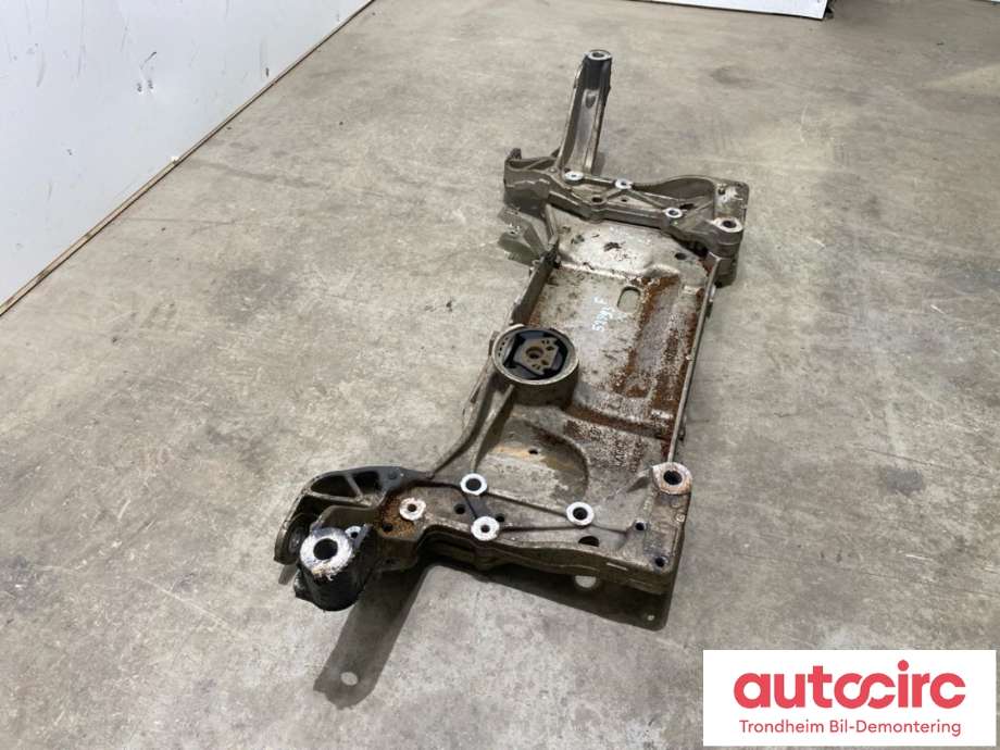 Travers foran hoved til VW Scirocco 2008-2013  (...|1K0 199 313 AL|)