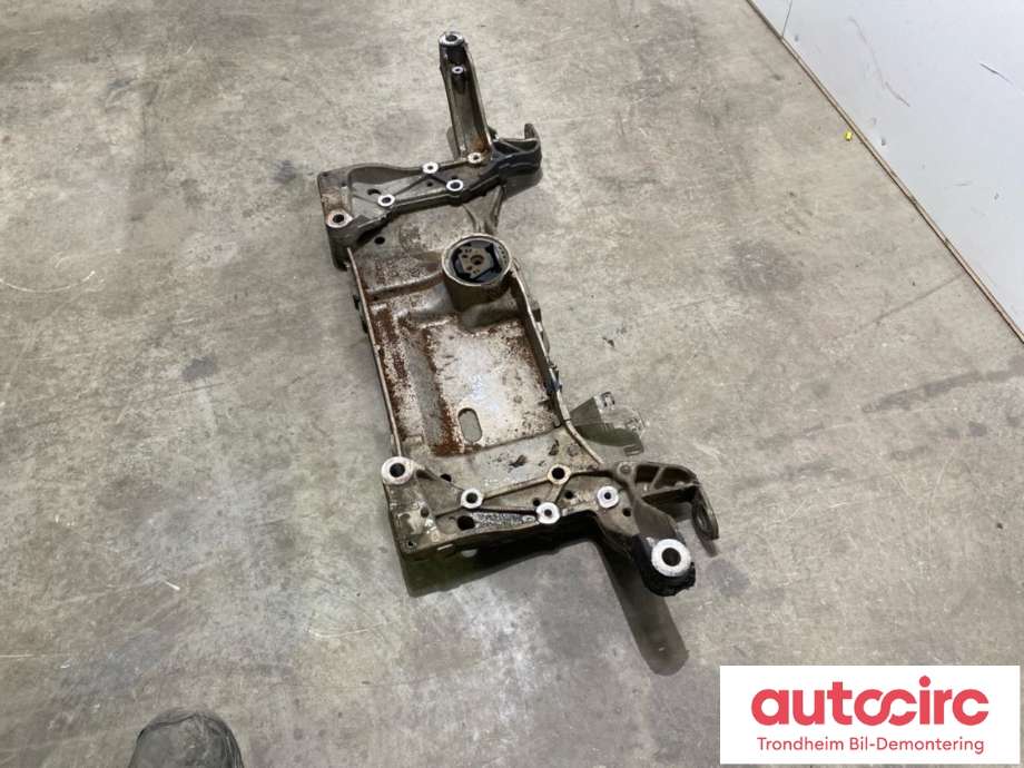 Travers foran hoved til VW Scirocco 2008-2013  (...|1K0 199 313 AL|)